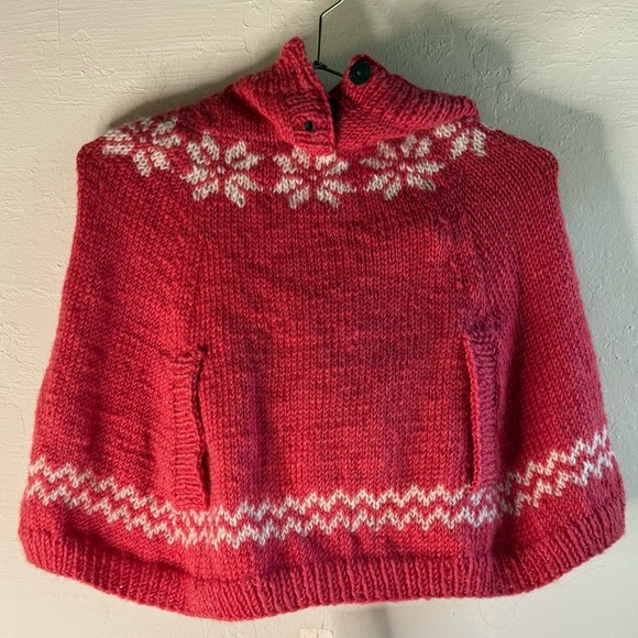Hand Knit Red Hooded Knit Sweater with Snowflake Design Girls Size 4-6Y - Picture 1 of 6